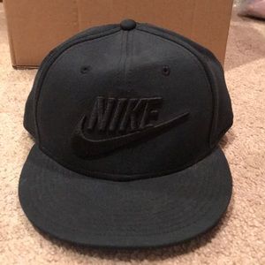 Black Nike Hat